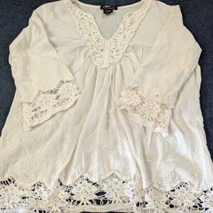 Elegant White Lace Trim Blouse